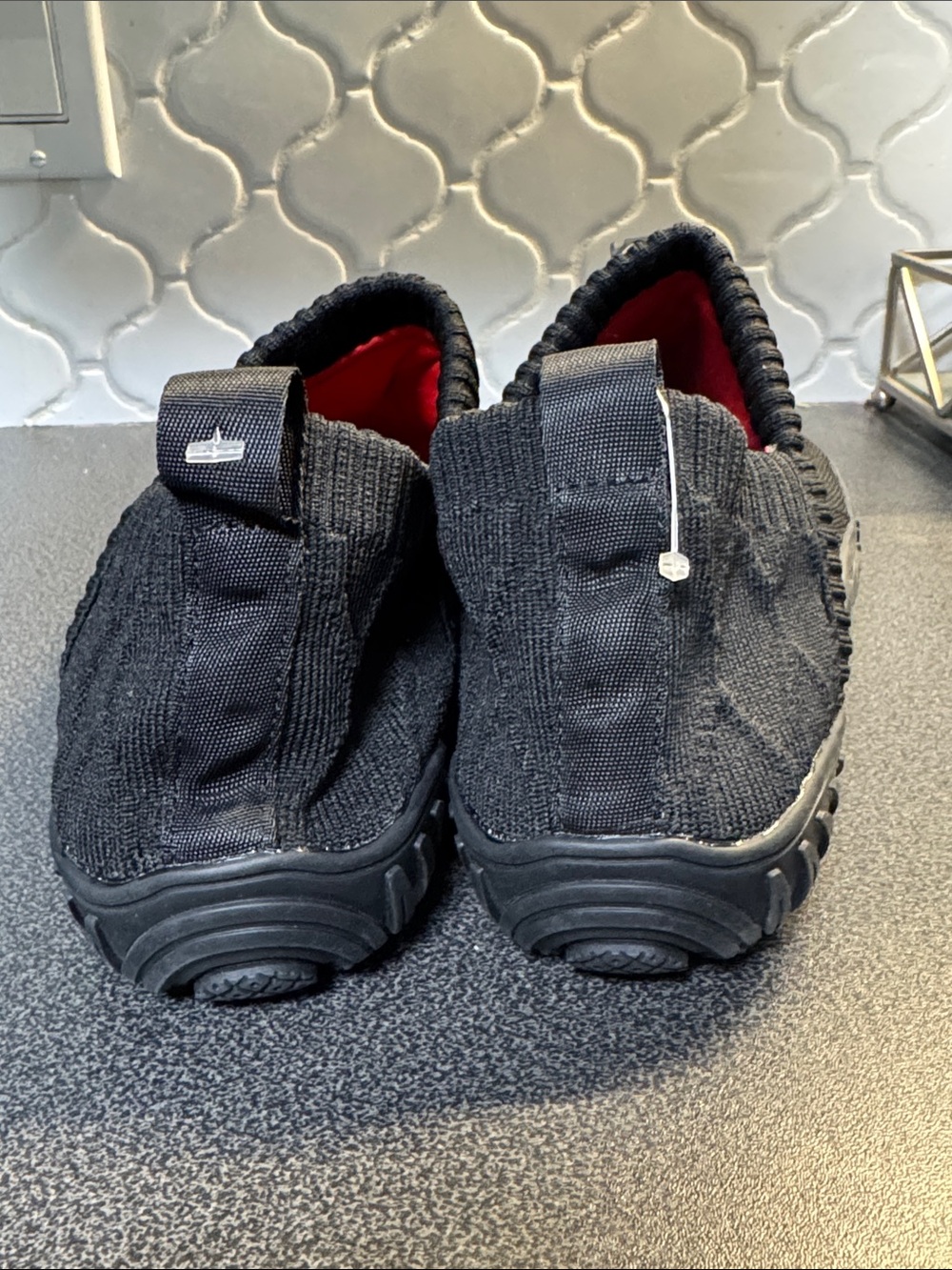Men's Black Slip-On Knit Oobend barefoot shoes - Picture 4 of 5